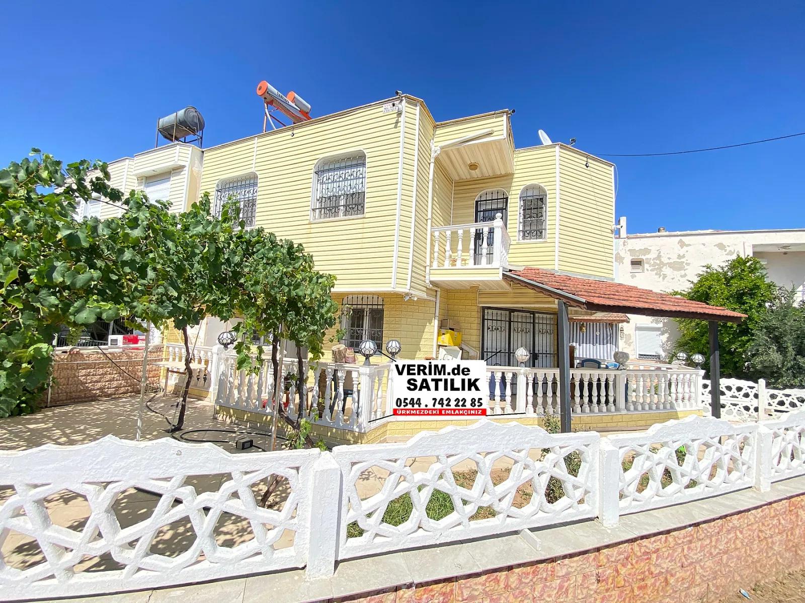 Seferihisar Mersinalanı'nda Meer Seite den Meer 50m gärtnerischer satılık 3+1 Villa!