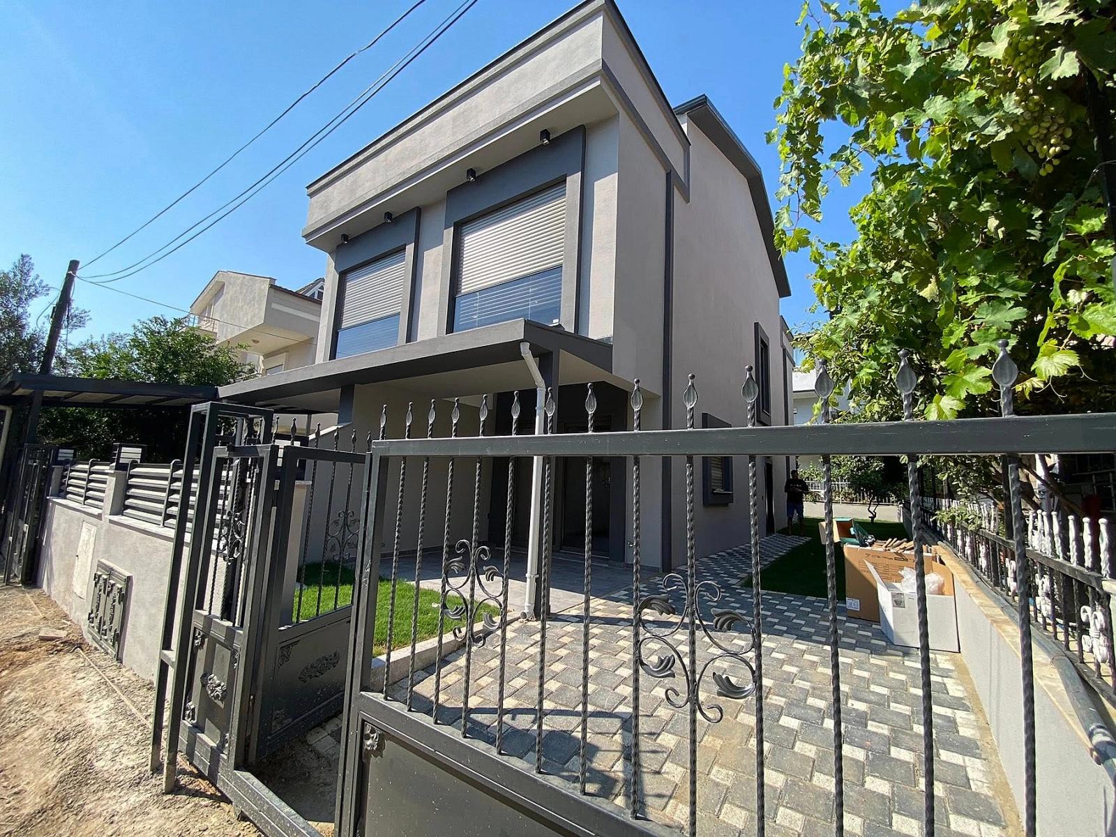 Ultra-Luxus-Villa (3+1 Zimmer) Mit Separater Küche Am Meer In Özdere Zu Verkaufen