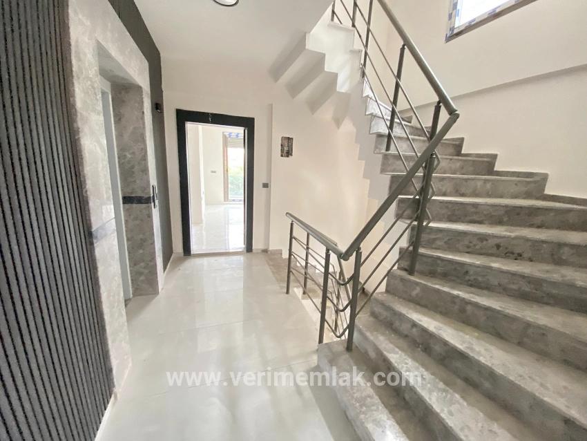 1+1-Zimmer Appartement Zu verkaufen in Gümüldür Cumhuriyet Bz. Menderes Gümüldür - 55 m²