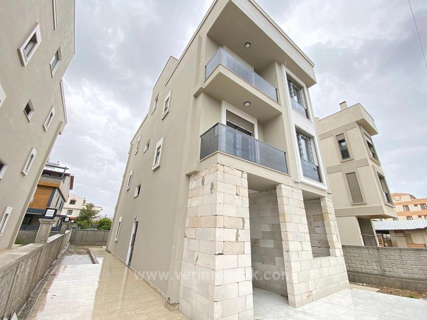 Luxuriöse 1+1-Wohnung Zum Verkauf In Gümüldür, 300 M Vom Meer Entfernt, Mit Aufzug!