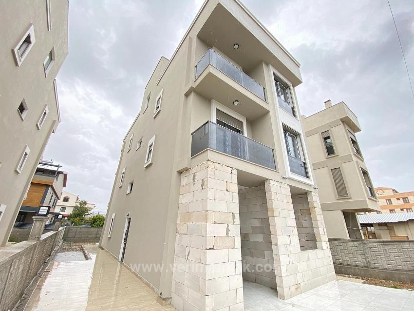 Luxuriöse 1+1-Wohnung Zum Verkauf In Gümüldür, 300 M Vom Meer Entfernt, Mit Aufzug!