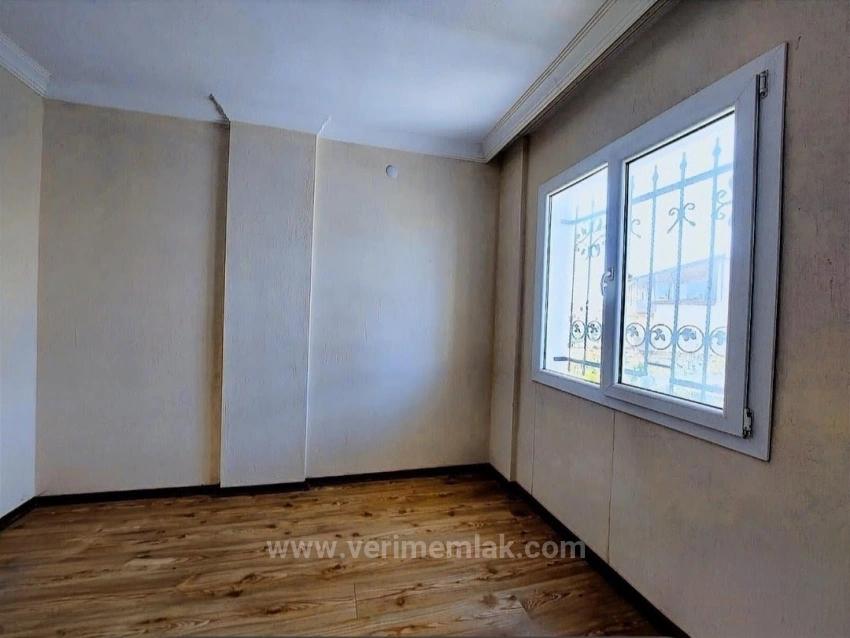 4+1 Eckvilla Zum Verkauf In Seferihisar Cumhuriyet, 500 M Vom Meer Entfernt.