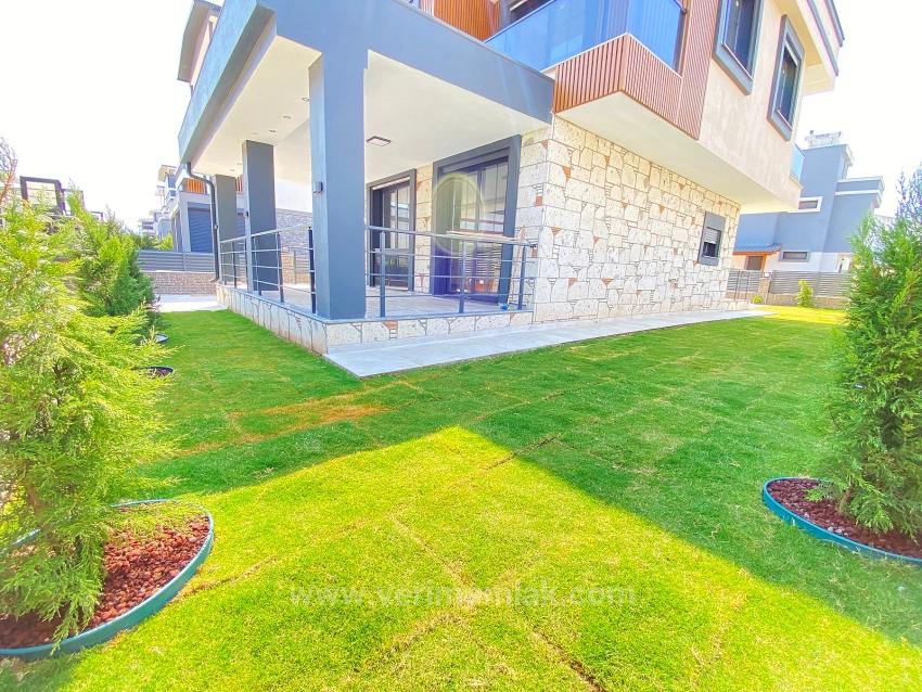 3+1 Freistehende Villa Mit Einzelpool Zum Verkauf In Doğanbey