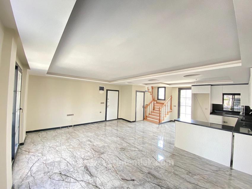 3+1 Freistehende Villa Mit Einzelpool Zum Verkauf In Doğanbey