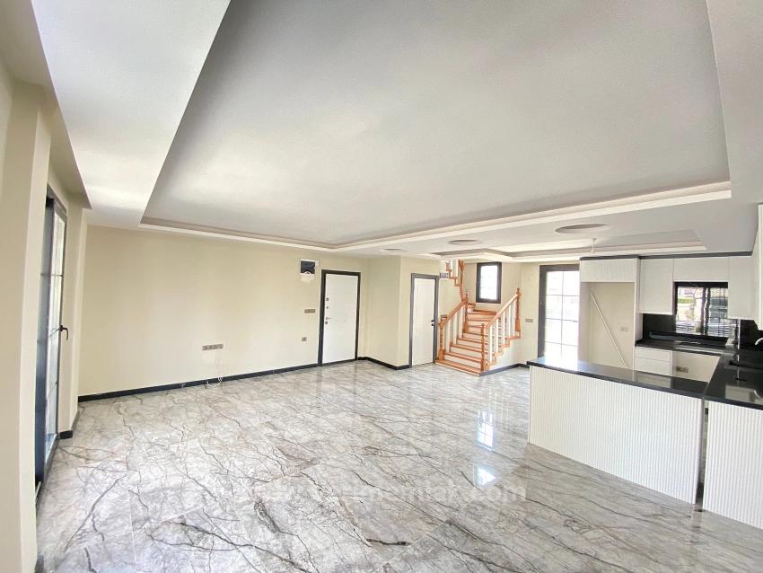 3+1 Freistehende Villa Mit Einzelpool Zum Verkauf In Doğanbey