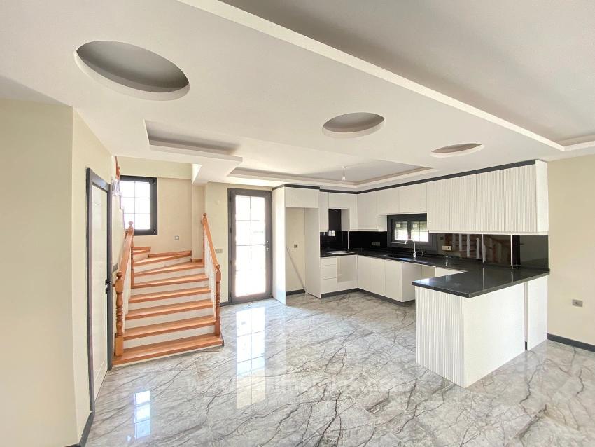 3+1 Freistehende Villa Mit Einzelpool Zum Verkauf In Doğanbey