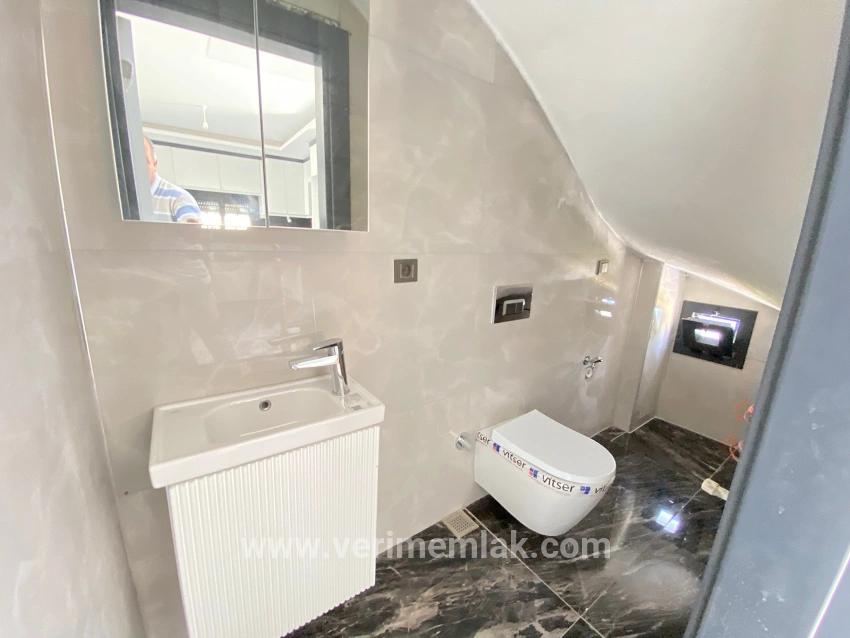 3+1-Zimmer Villa Zu verkaufen in Cumhuriyet Bz. Seferihisar Doğanbey - 315 m²