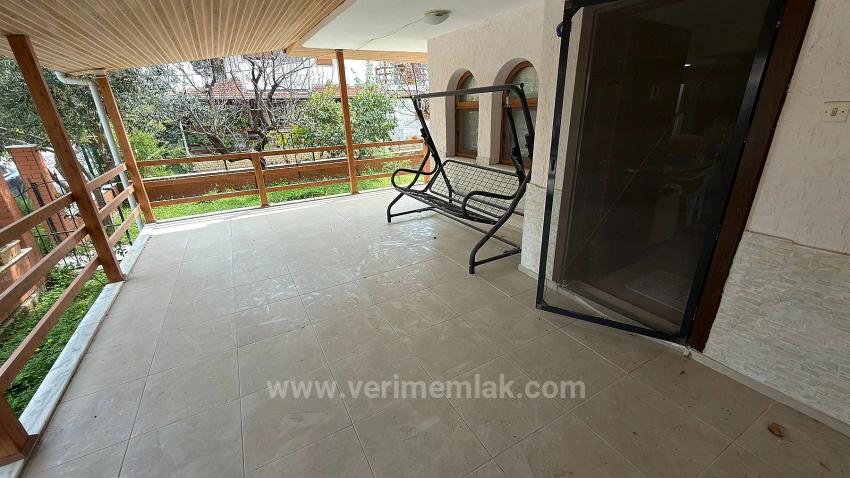 Luxuriöse 4+1-Villa Zum Verkauf In Seferihisar, Cumhuriyet Mahallesi, Meltem Tur Sitesi