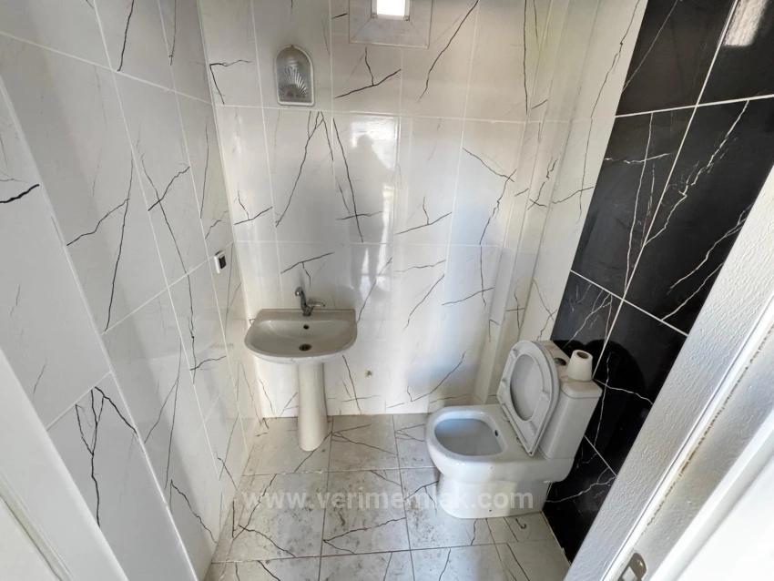 Luxuriöse Und Komfortable 2+1-Zimmer-Villa In Einer Anlage Mit Olympischem Schwimmbecken In Seferihisar Zu Verkaufen!