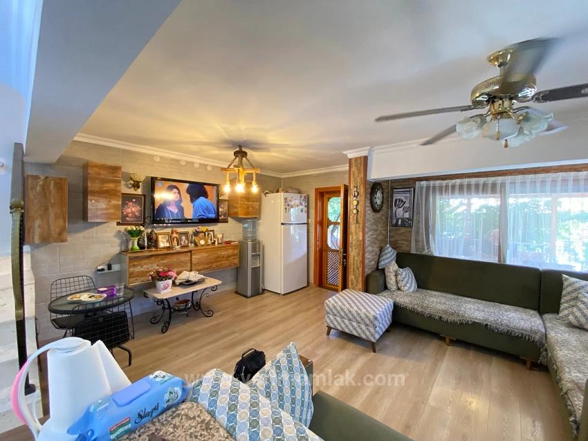 Freistehende 4+1 Villa Zum Verkauf Mit Großem Garten Auf Einem Grundstück In Doğanbey