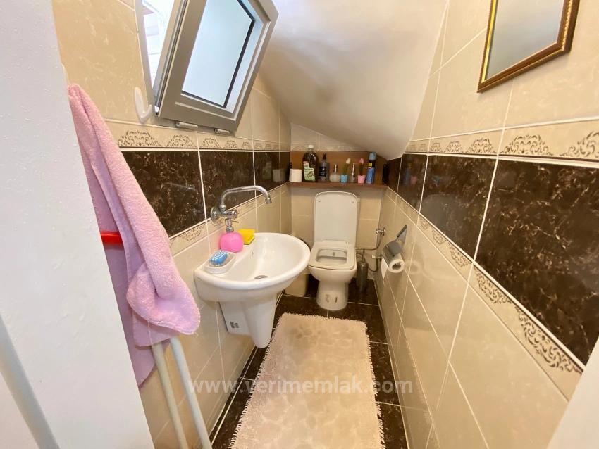 Freistehende 4+1 Villa Zum Verkauf Mit Großem Garten Auf Einem Grundstück In Doğanbey