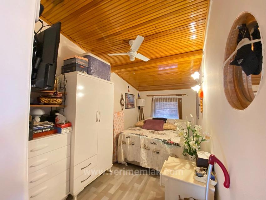 Freistehende 4+1 Villa Zum Verkauf Mit Großem Garten Auf Einem Grundstück In Doğanbey