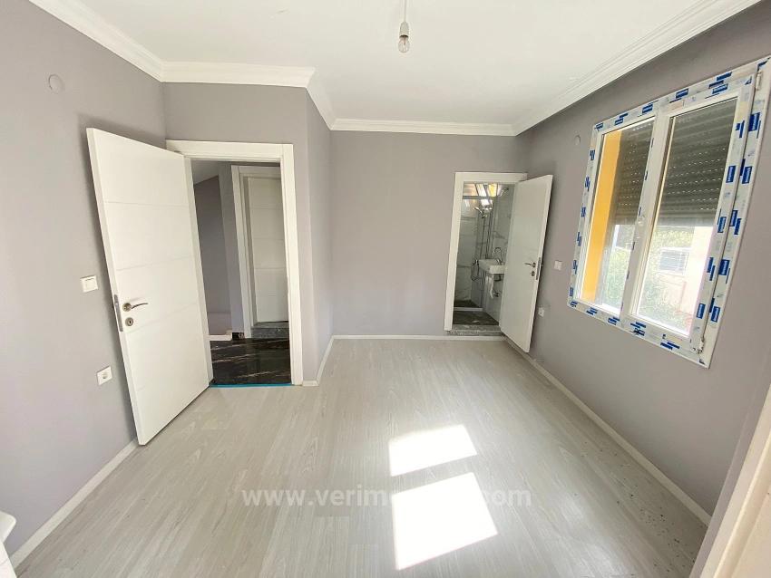 3+1 Villa Zum Verkauf In Doğanbey, Geräumig, Mit Freistehendem Garten, Nahe Dem Meer