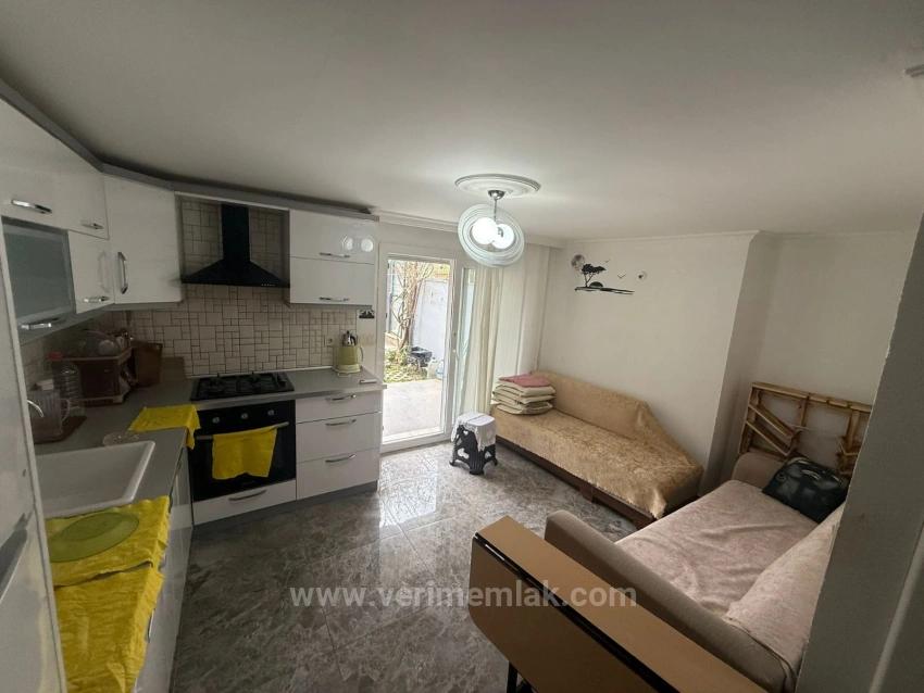 400 M Vom Meer Entfernt In Özdere Orta Mahalle | 4+1 Einfamilienhaus Und Großer Garten