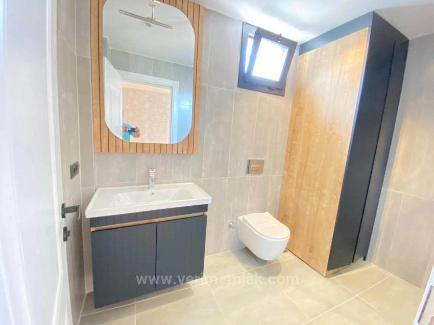 Ultra-Luxus 3+1 Villa Mit Privatem Garten Zum Verkauf In Seferihisar Camikebir