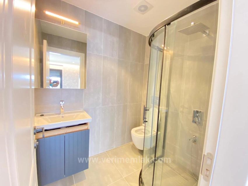 Ultra-Luxus 3+1 Villa Mit Privatem Garten Zum Verkauf In Seferihisar Camikebir