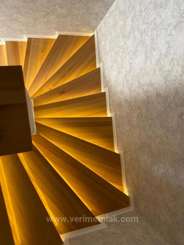 Ultra-Luxus 3+1 Villa Mit Privatem Garten Zum Verkauf In Seferihisar Camikebir