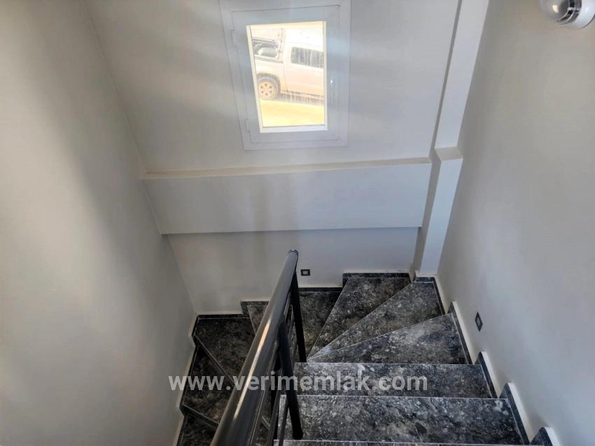 3+1-Zimmer Villa Zu verkaufen in Atatürk Bz. Seferihisar Doğanbey - 170 m²