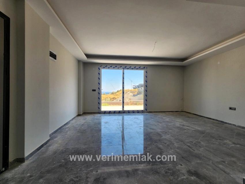 3+1-Zimmer Villa Zu verkaufen in Atatürk Bz. Seferihisar Doğanbey - 170 m²