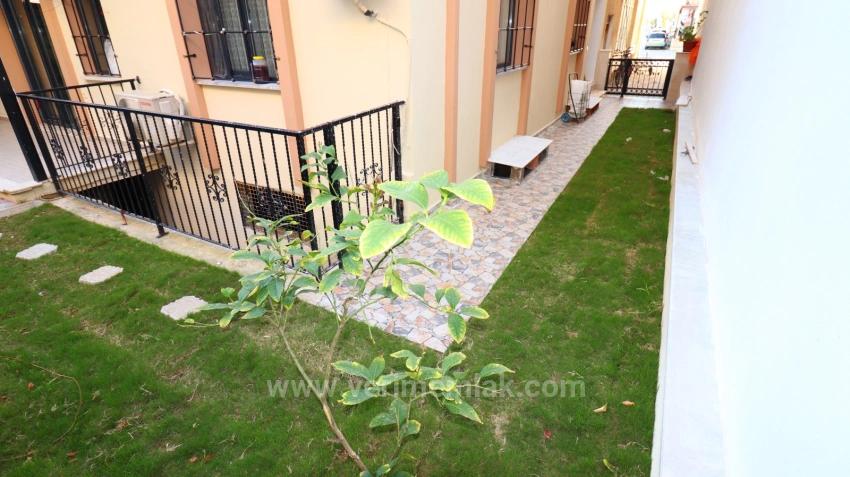 3+1-Zimmer-Wohnung In Seferihisar, Mersin, Zu Verkaufen, 100 M Vom Meer Entfernt, Mit Wärmepumpe