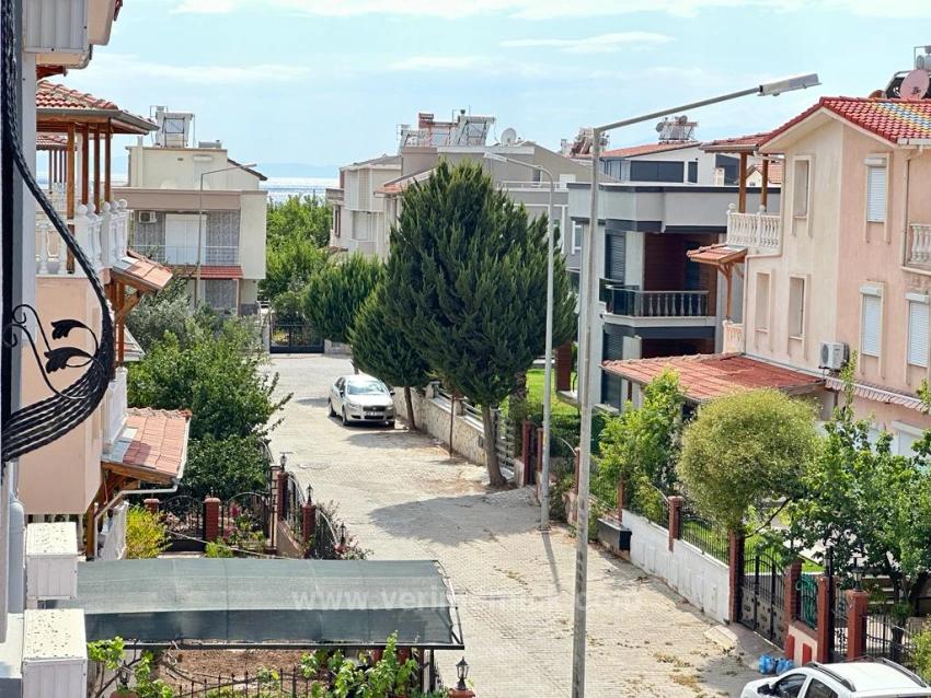 5+1 Villa Mit Großem Garten Zum Verkauf In Ürkmez Am Meer