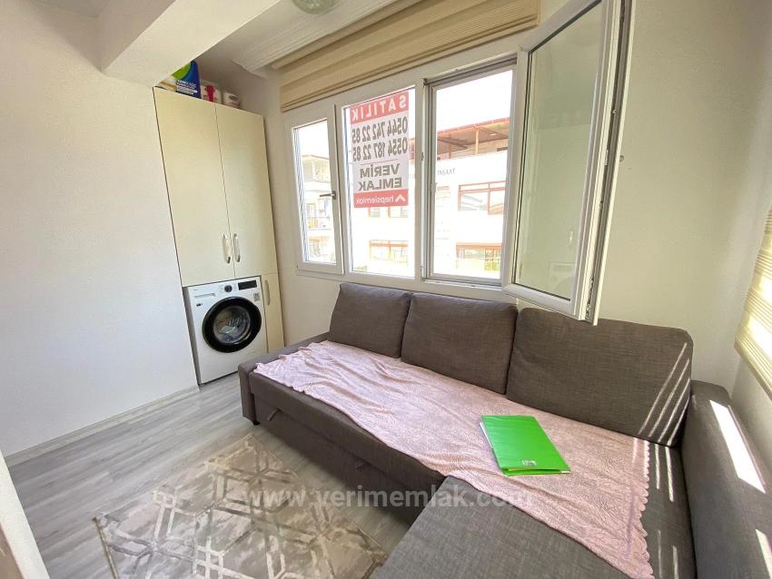 2+1-Zimmer-Wohnung Zum Verkauf In Seferihisar Bengiler, 300 M Vom Meer Entfernt, Keine Weiteren Renovierungsarbeiten Erforderlich.