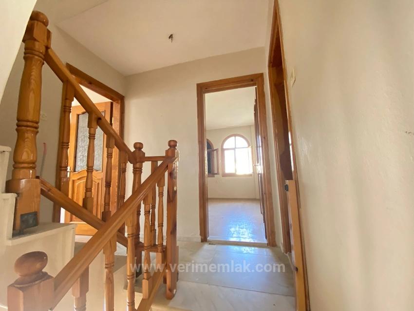 4+1 Freistehende Villa Zum Verkauf In Doğanbey Mit Großem Garten Und Meerblick