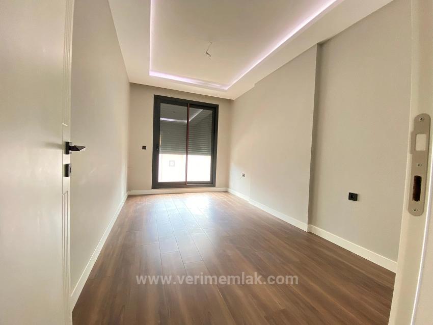 4+1 Luxusvilla Mit Fußbodenheizung Zum Verkauf Am Meer In Gümüldür