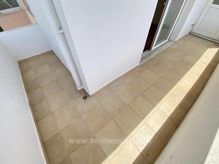 Wohnen Im Herzen Von Seferihisar: 2+1-Zimmer-Wohnung Zu Vermieten, 100 M Von Einkaufszentren, 300 M Vom Meer Entfernt.