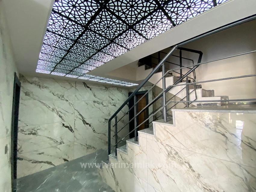Luxuriöse 1+1-Wohnung Zum Verkauf In Seferihisar Payamlı, 100 M Vom Meer Entfernt!