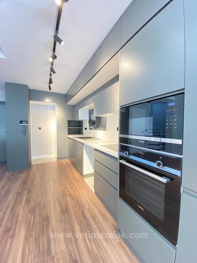 Luxuriöse 4+1-Villa Mit Swimmingpool Und Fußbodenheizung Zum Verkauf In Gumuldur