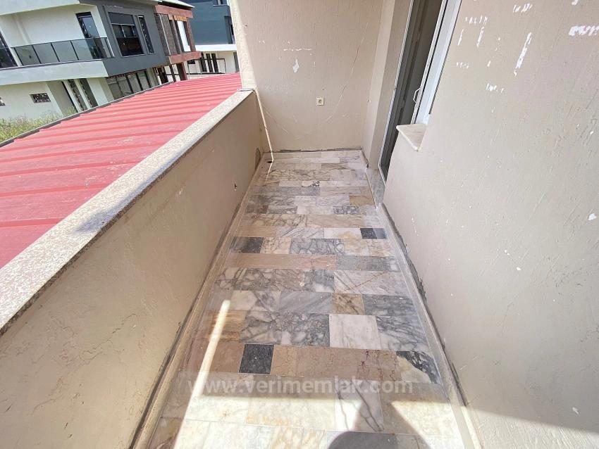 Luxuriöse 2+1-Wohnung Zum Verkauf In Gümüldür İnönü, 300 M Vom Meer Entfernt, Brandneu Renoviert