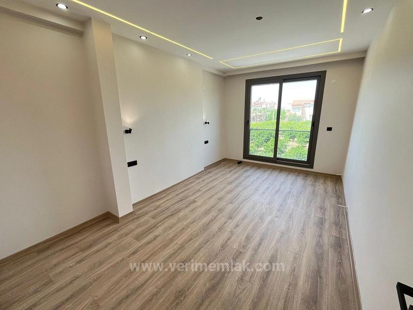 3+1 Villa Mit Garten, Natur- Und Meerblick, 300 Meter Vom Meer Entfernt In Gümüldür