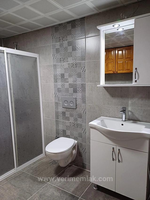 Schnäppchen! 2+1-Zimmer-Wohnung Mit Terrasse In Seferihisar, Mersin-Gebiet, Nur 400 M Vom Meer Entfernt Zu Verkaufen!