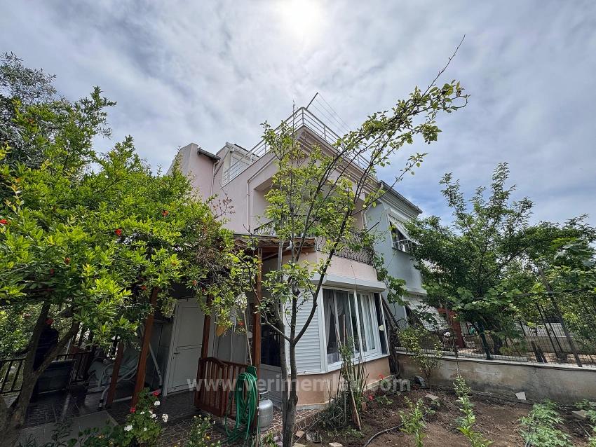 Freistehende Villa Mit 3+1 Schlafzimmern Und Großem Garten, Ohne Zusätzliche Kosten, Im Viertel Cumhuriyet, Seferihisar
