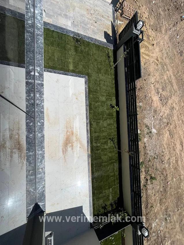 3+1-Zimmer Villa Zu verkaufen in Gümüldür Atatürk Bz. Menderes Gümüldür - 165 m²