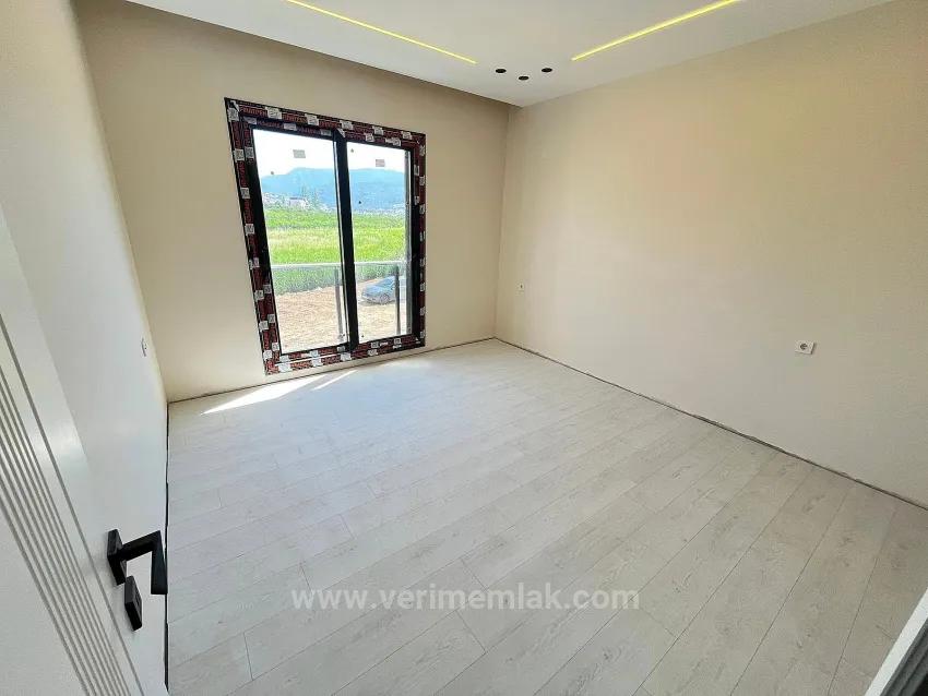 Luxuriöse Freistehende Villa Mit 3+1 Schlafzimmern Und Großzügigem Garten, 400 M Vom Meer Entfernt In Menderes Gümüldür