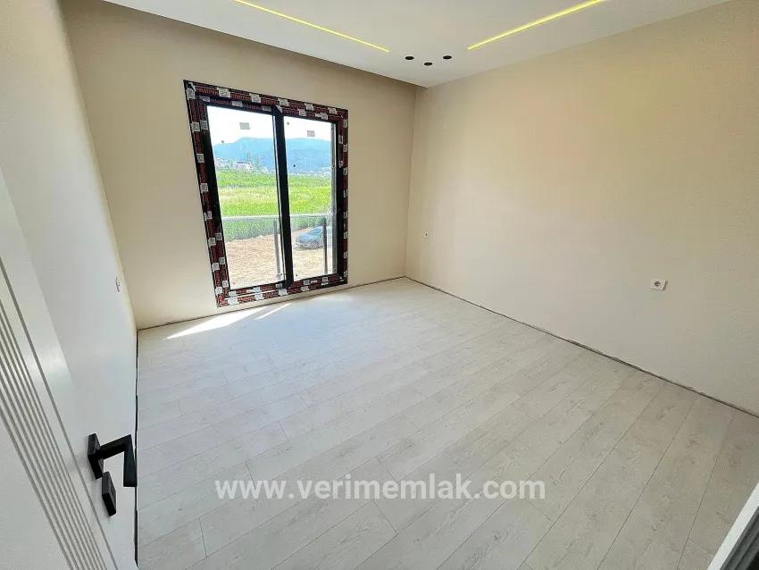 3+1-Zimmer Villa Zu verkaufen in Gümüldür Atatürk Bz. Menderes Gümüldür - 165 m²