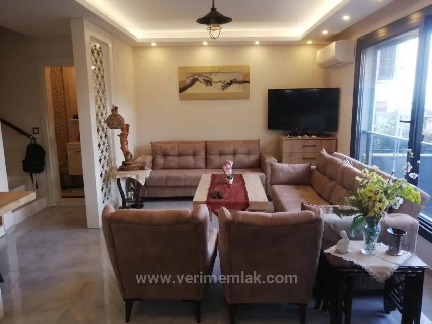 Luxuriöse 2+2-Zimmer-Villa Mit Ungestörtem Meerblick Im Atatürk-Viertel Von Seferihisar Zu Verkaufen!