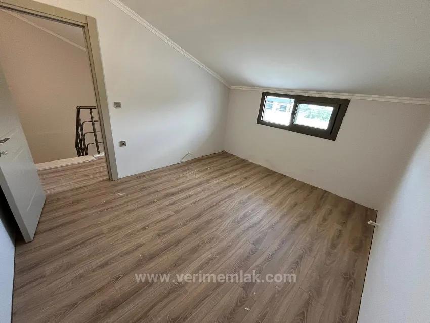 In İzmir/Menderes/Gümüldür Dem Meer 300M Entfernt, Breite Gartenbesitzende 4+1 Luxus-Villa