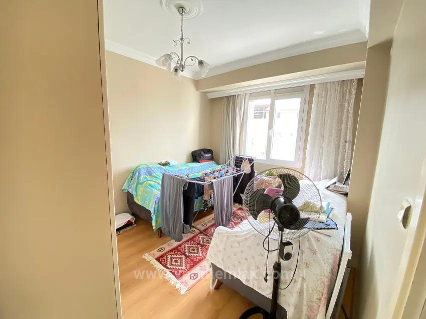 Seferihisar Mersin Bereich Dem Meer 400 M, Kostenloses Zu-Verkaufen 2+1 Wohnung –