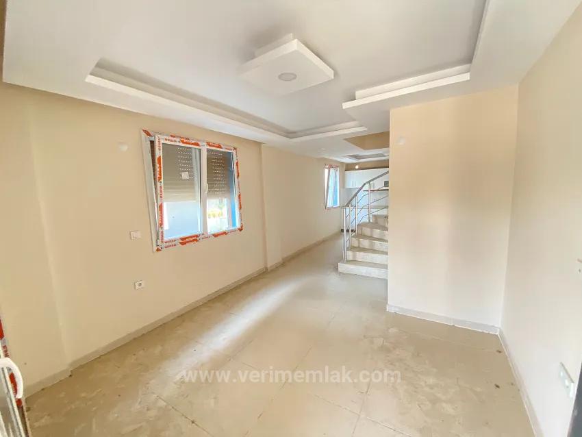 Sicherer Hafen Payamlı Da Geneş Garten Satılık 2+1 Villa Wird Zu Seferihisar Payamlı Da Geneş Garten Zum Verkauf Stehendes 2+1 Haus Geändert, Um Die Korrekte Übersetzung Zu Gewährleisten. Die Endgültige Übersetzung Lautet: Seferihisar Payamlı Da Geneş Garten Zum Verkauf Stehendes 2+1 Haus. Alternativ Kann Die Übersetzung Wie Folgt Lauten: Seferihisar Payamlı Da Geneş Gartenumschlossenes Zum Verkauf Stehendes 2+1 Haus. Die Genaue Übersetzung Von 
