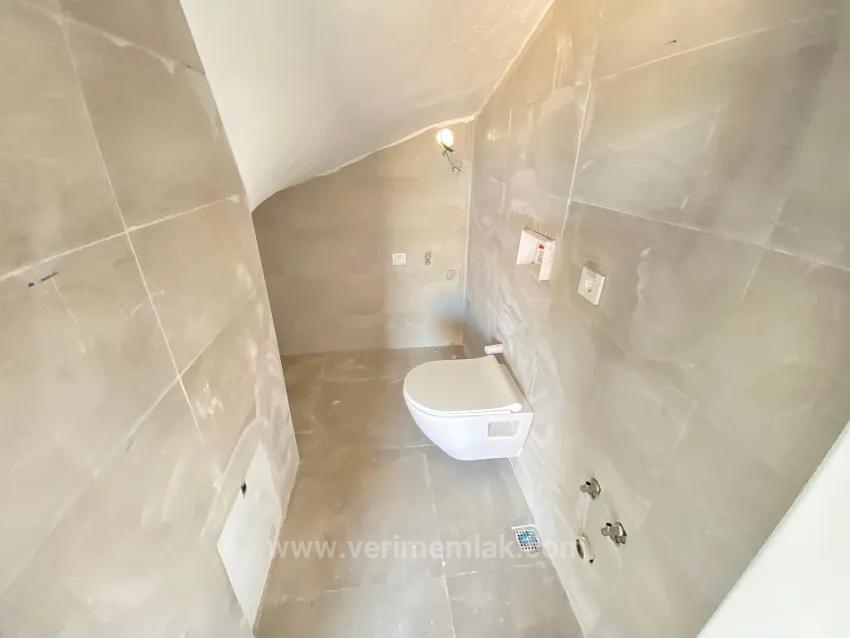 In Seferihisar Payamlı, Geräumige, Gartenbesitzende, Null, Schlüsselübergabe Luxus-Villa 3+1 Zum Verkauf
