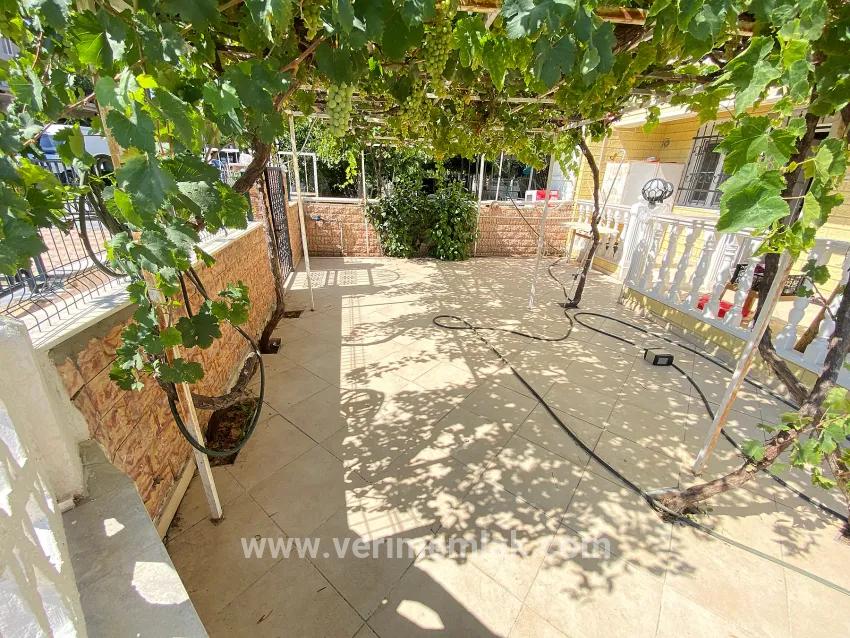 Seferihisar Mersinalanı'nda Meer Seite den Meer 50m gärtnerischer satılık 3+1 Villa!