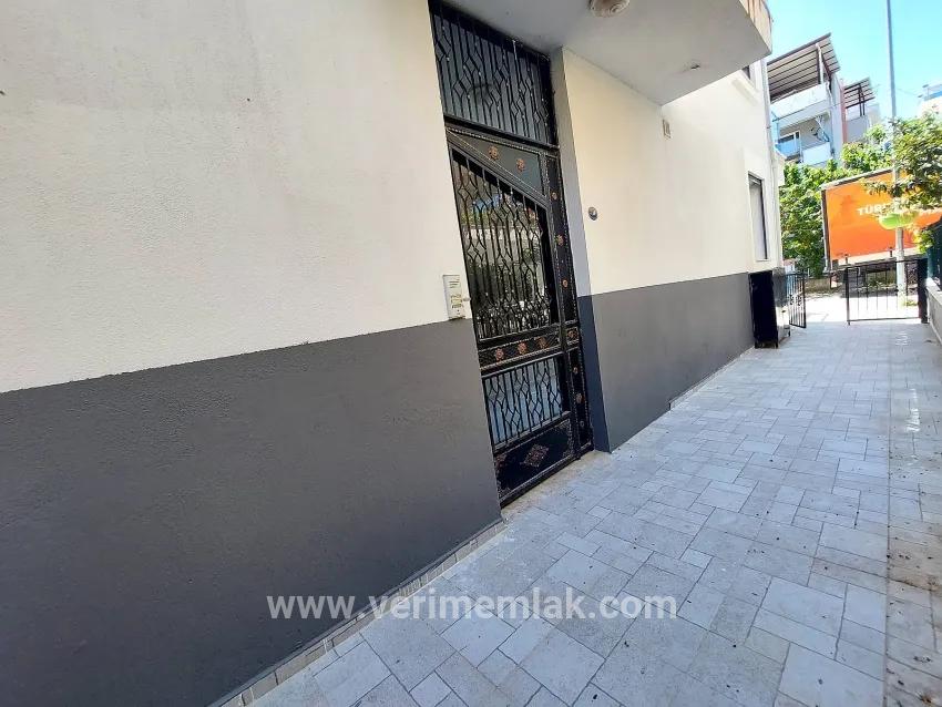 İzmir Seferihisar Ürkmez'de Verkaufliches Gartennahes Erdgeschosswohnung 2+1