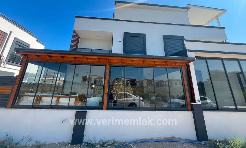 Seferihisar Perle, In Doğanbey mit Pool Ultra Luxus 3+1 Villa zum Verkauf