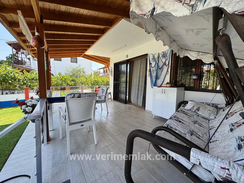 3+1-Zimmer Villa Zu verkaufen in Cumhuriyet Bz. Seferihisar Doğanbey - 220 m²