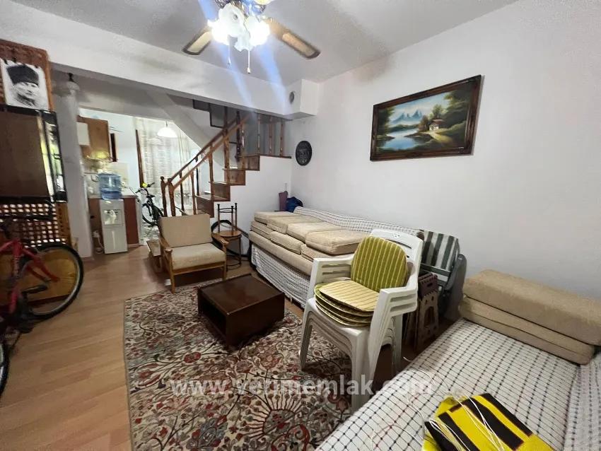 In Özderede, 2 Minuten von der See entfernt, geräumige Villa mit großem Garten, 3+1 Zimmer, zum Verkauf