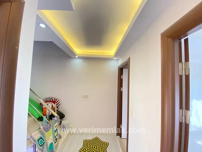 3+1-Zimmer Villa Zu verkaufen in Mersin Alanı Bz. Seferihisar Ürkmez - 150 m²