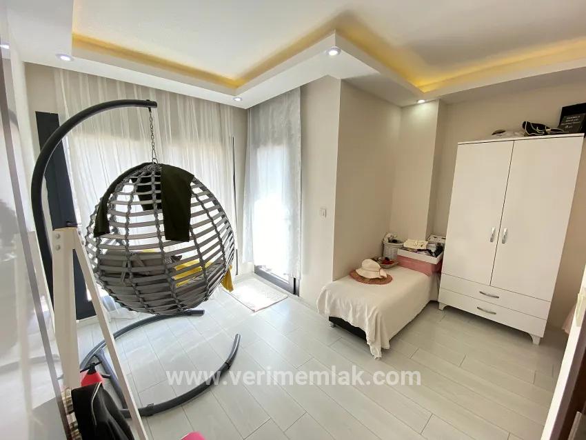 3+1-Zimmer Villa Zu verkaufen in Mersin Alanı Bz. Seferihisar Ürkmez - 150 m²